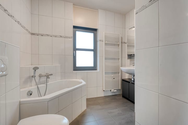 Foto 23 van Grasjuffer 138