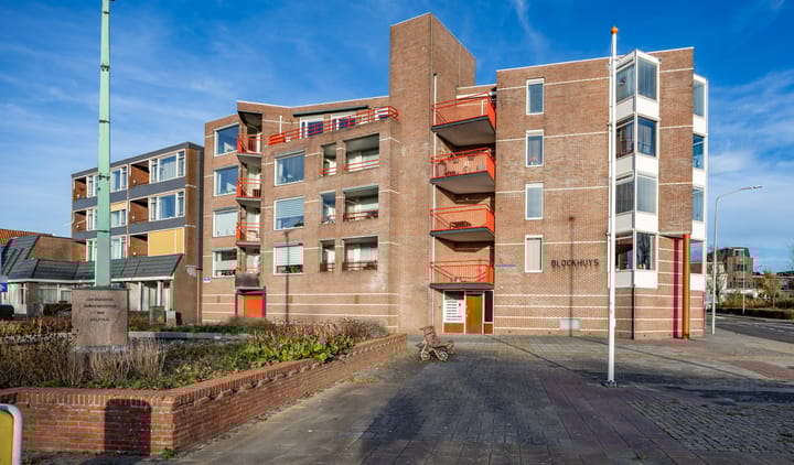 Burgemeester Buiskoolplein 28