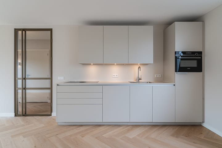 Photo 6 of Moleneindplein 56-A