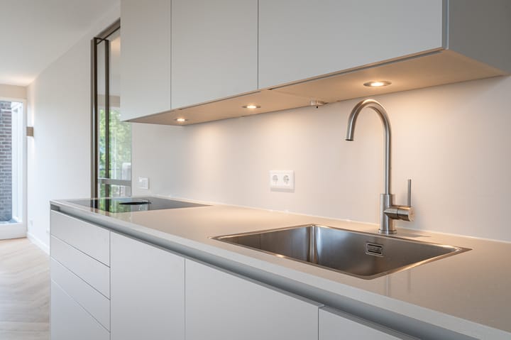 Photo 10 of Moleneindplein 56-A