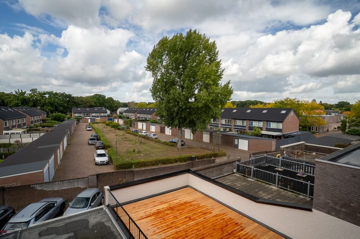 Photo 31 of Moleneindplein 56-A