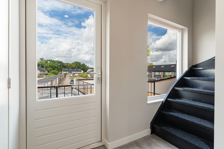 Photo 33 of Moleneindplein 56-A