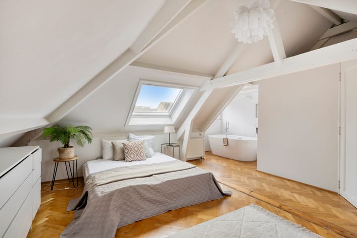 Photo 44 of St Rochusstraat 14