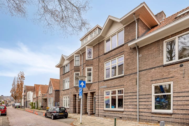 Photo 51 of St Rochusstraat 14