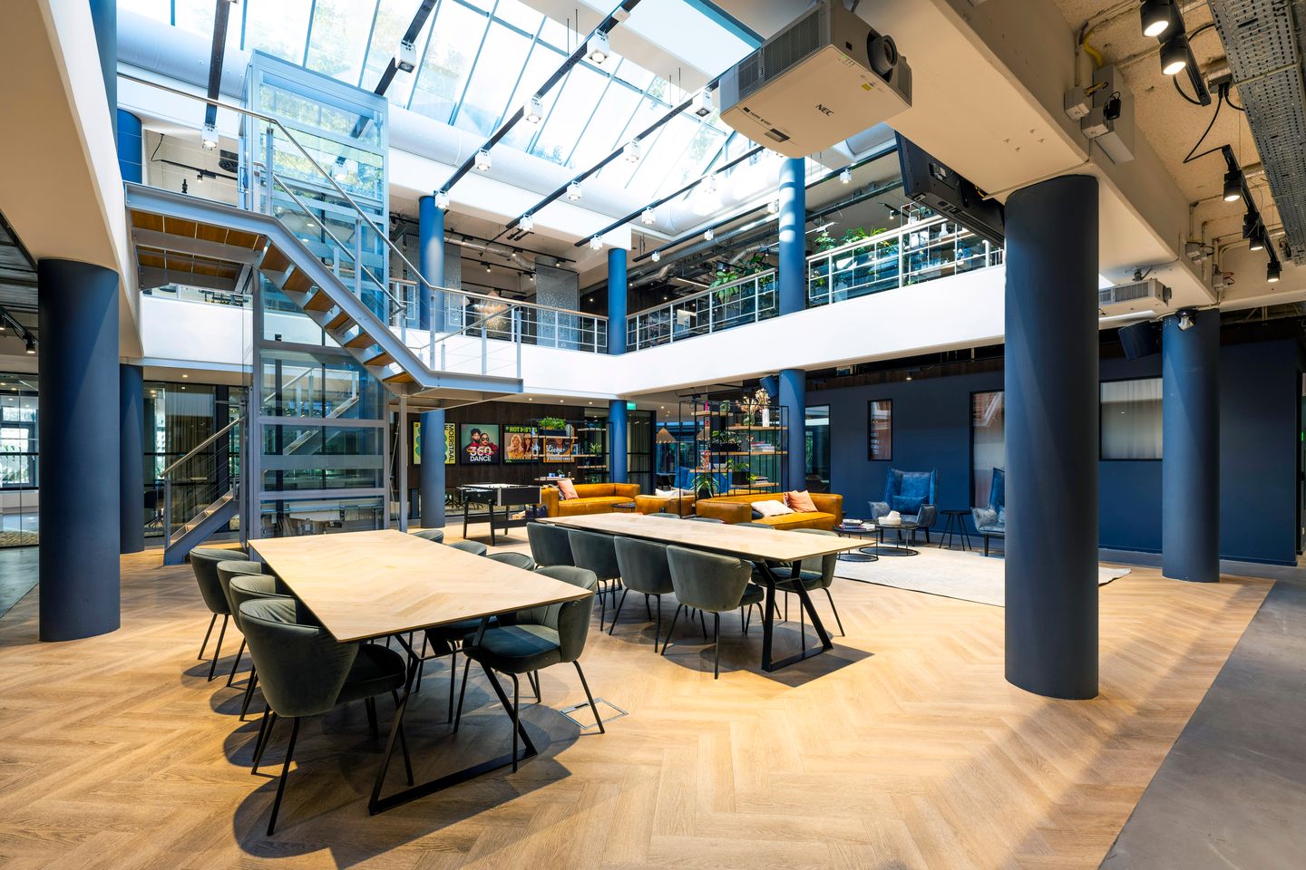 Bekijk foto 2 van Stadhouderskade 55