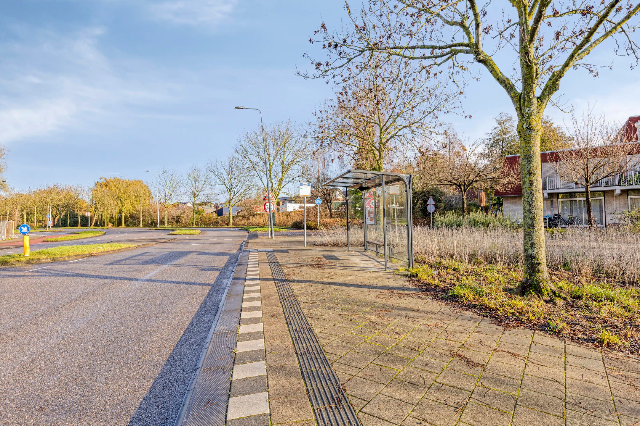 Photo 27 of Veenbes 37