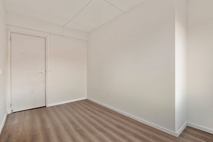 Foto 16 van Van Nijenrodeweg 488