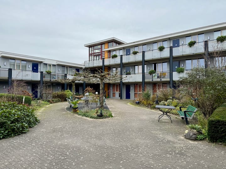 Photo 5 of Raadhuislaan 80-A16