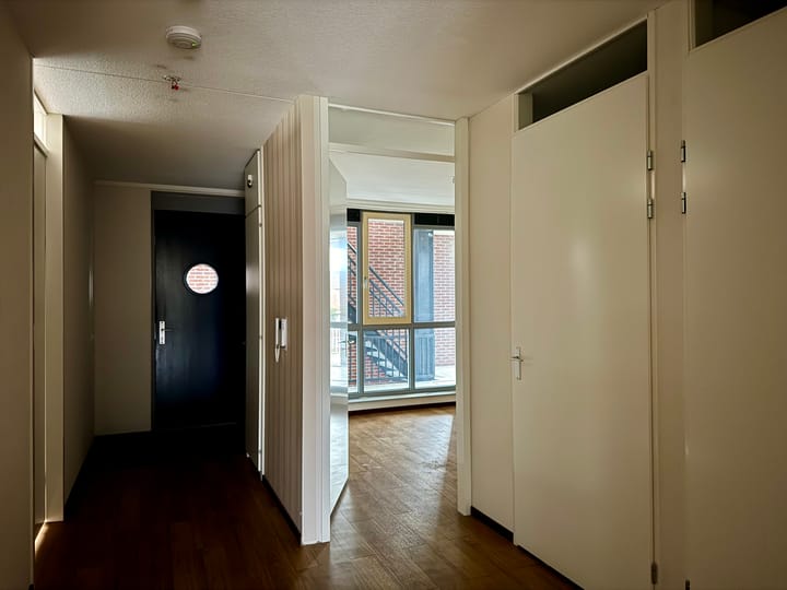 Photo 7 of Raadhuislaan 80-A16