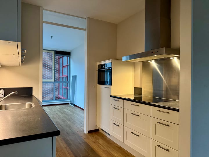 Photo 10 of Raadhuislaan 80-A16