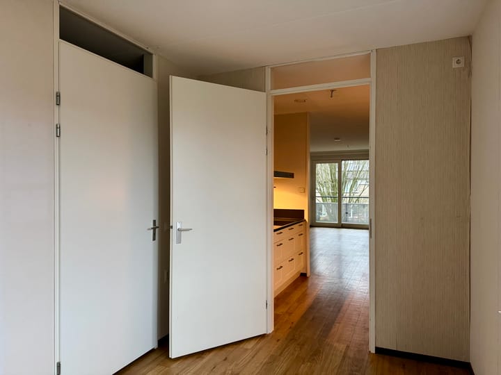 Photo 13 of Raadhuislaan 80-A16