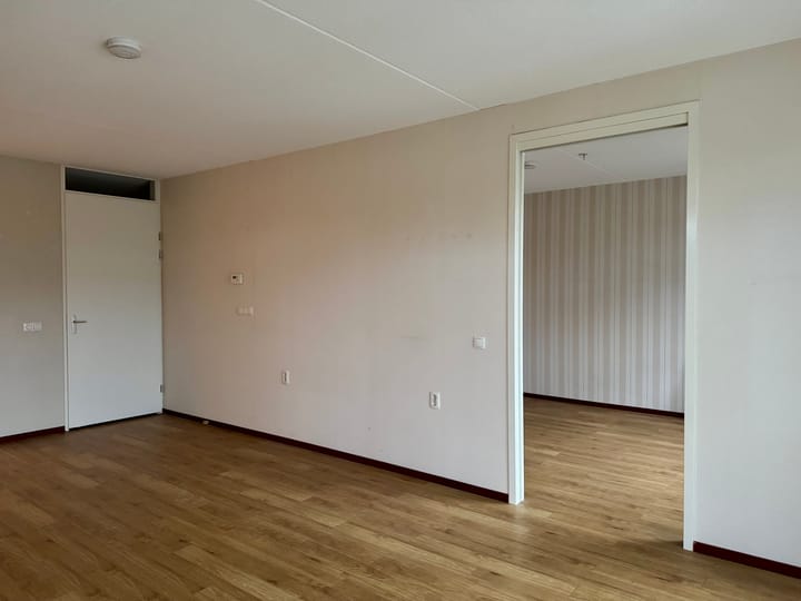 Photo 19 of Raadhuislaan 80-A16