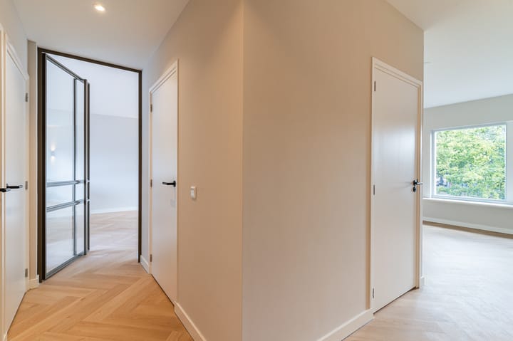 Photo 23 of Moleneindplein 56