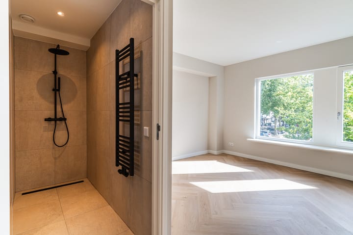 Photo 32 of Moleneindplein 56