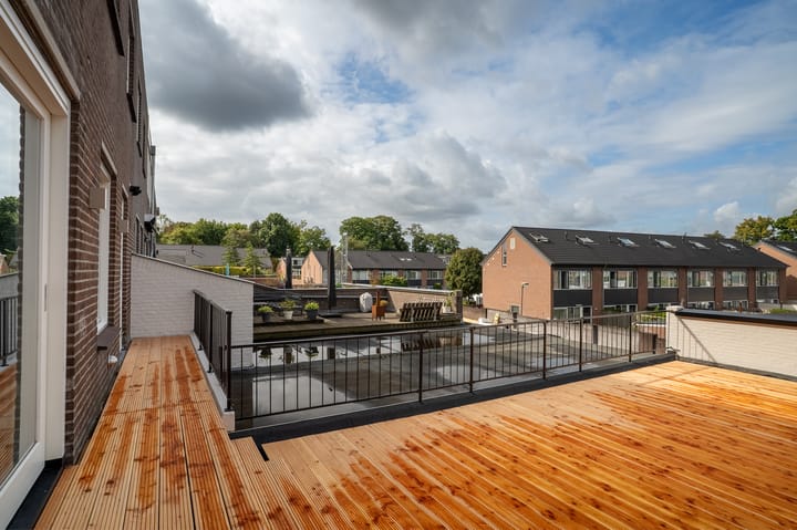 Photo 35 of Moleneindplein 56