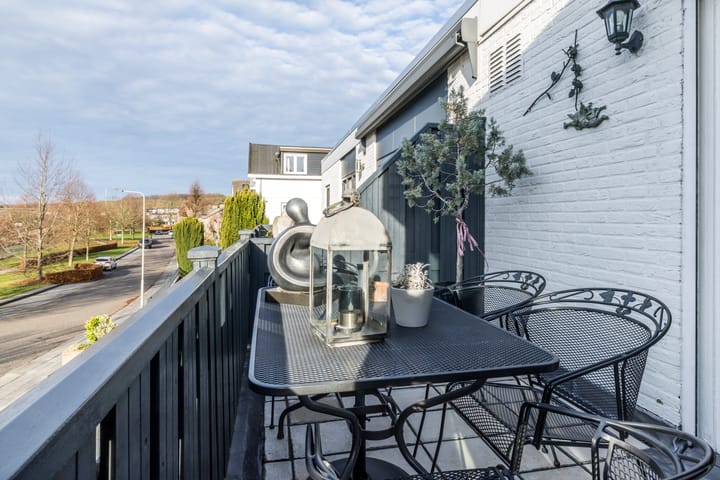 Foto 13 van Parallelweg 69