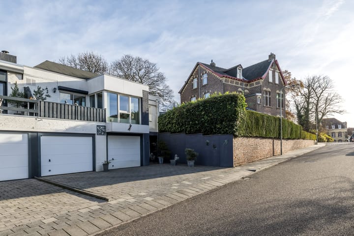 Foto 37 van Parallelweg 69