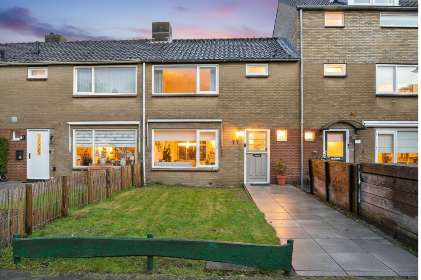 Photo 1 of E. de Bruynstraat 77