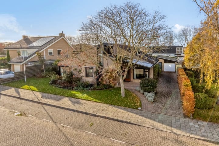 Photo 1 of Bizetlaan 13