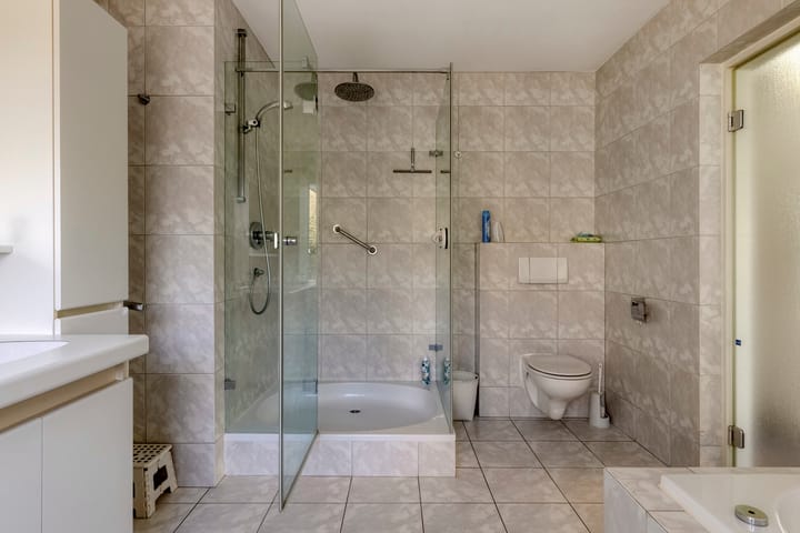 Photo 16 of Bizetlaan 13