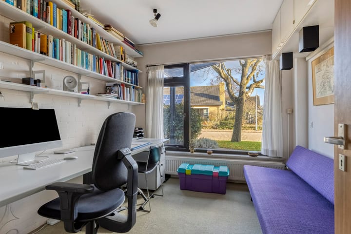 Photo 18 of Bizetlaan 13