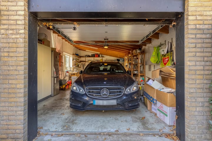 Photo 33 of Bizetlaan 13