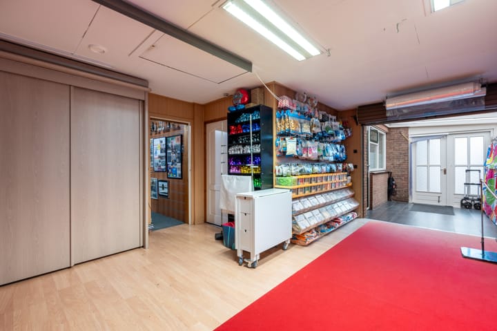 Photo 21 of Hoornbloem 54