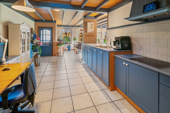 Foto 12 van Maartenstraat 4