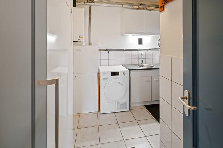 Foto 13 van Maartenstraat 4