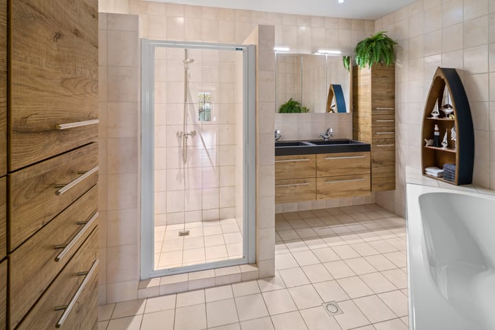 Foto 16 van Maartenstraat 4