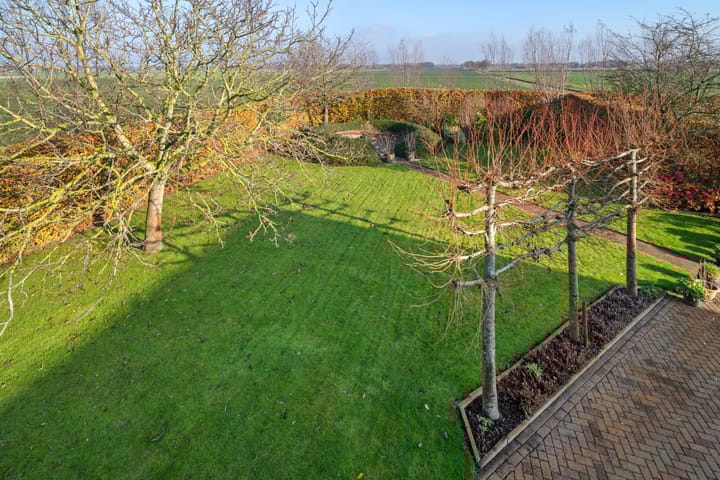 Foto 44 van Maartenstraat 4