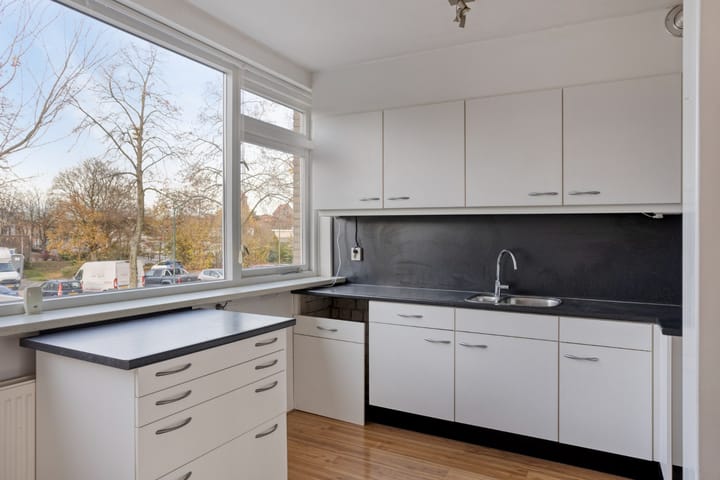 Foto 12 van Leliestraat 130