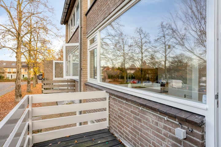 Foto 14 van Leliestraat 130