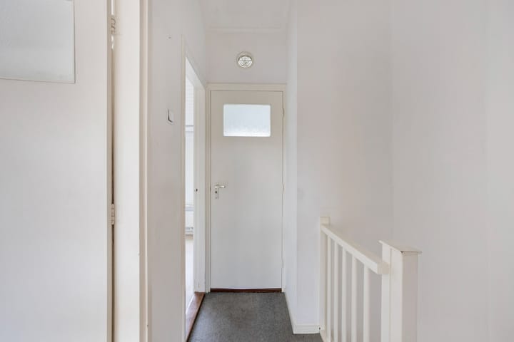 Foto 16 van Leliestraat 130