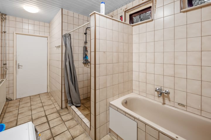 Foto 15 van Bredaseweg 47