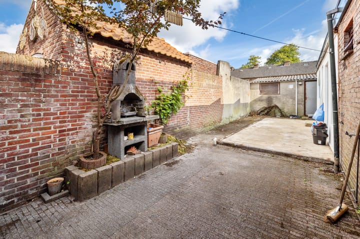 Foto 27 van Bredaseweg 47