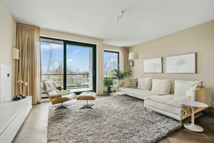 Foto 2 van Burgemeester Rijnderslaan 620