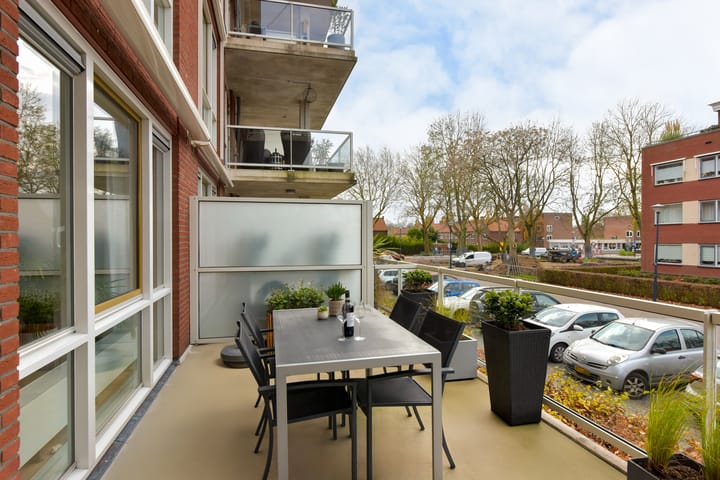 Photo 13 of Sint Laurentiusstraat 6