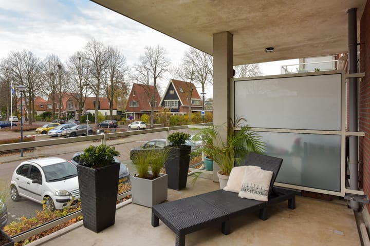 Photo 14 of Sint Laurentiusstraat 6