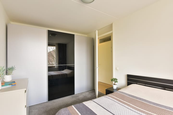 Photo 17 of Sint Laurentiusstraat 6