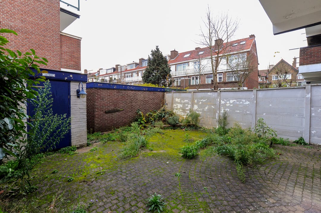 Photo 16 of Amandelstraat 62