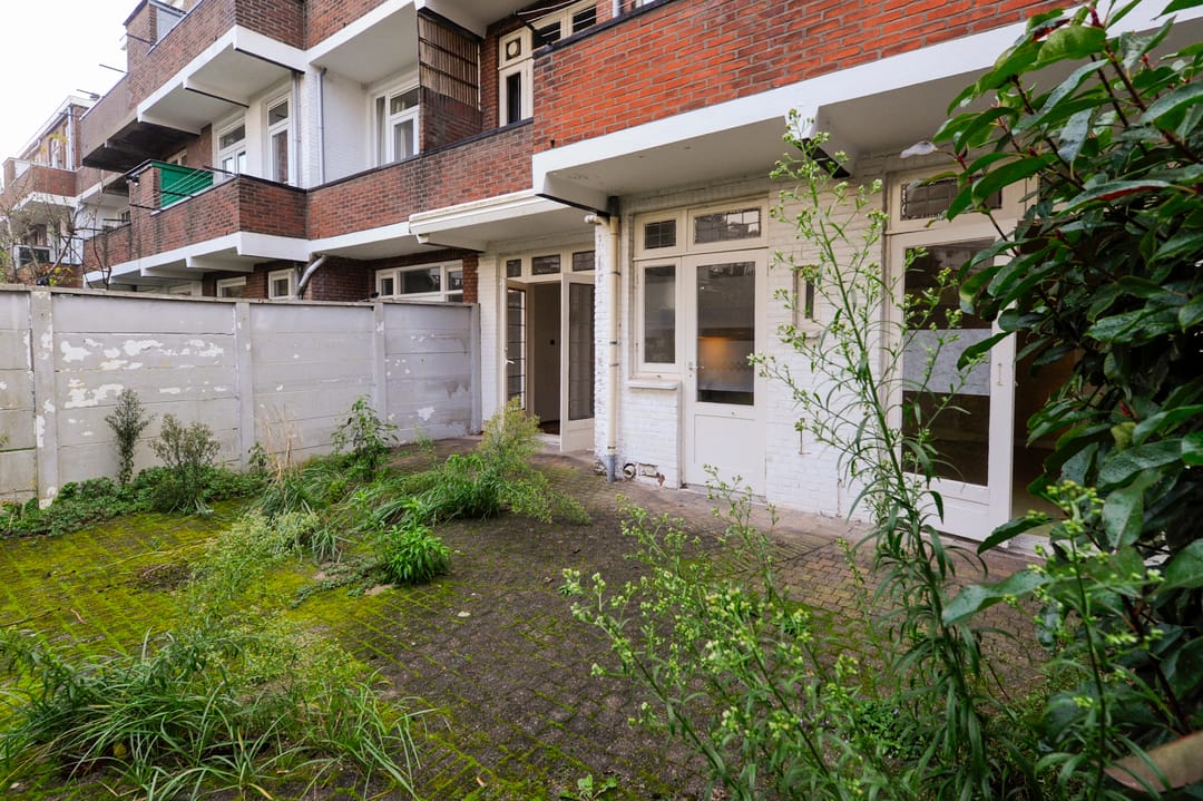Photo 17 of Amandelstraat 62