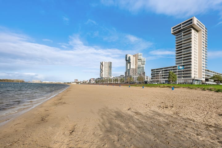 Photo 4 of Corsicalaan 213