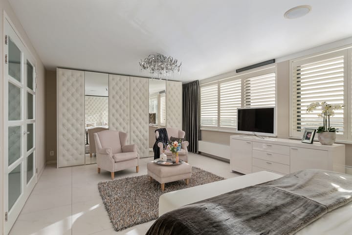 Foto 22 van Corsicalaan 213