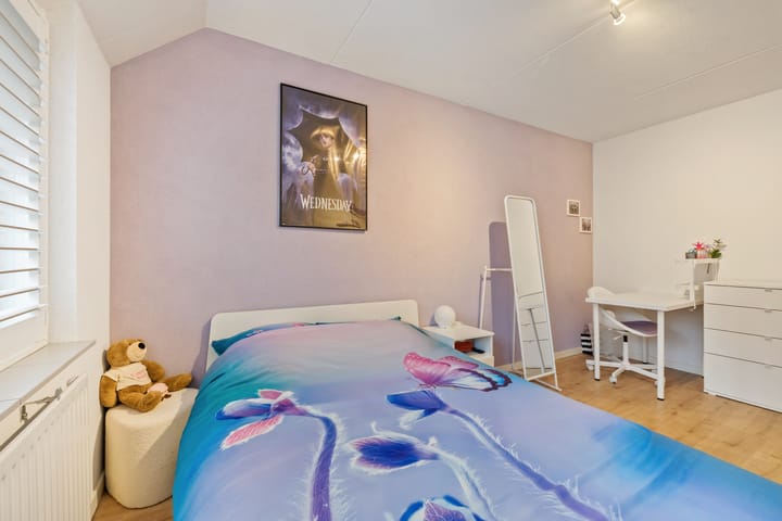 Photo 16 of Oliver Hardystraat 12