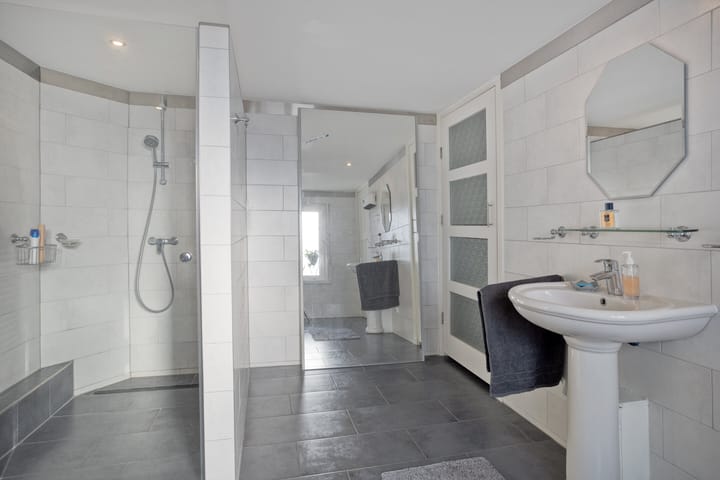 Photo 21 of Hoogveldsweg 7