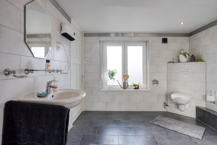 Photo 22 of Hoogveldsweg 7