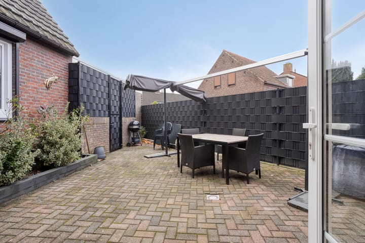 Photo 28 of Hoogveldsweg 7