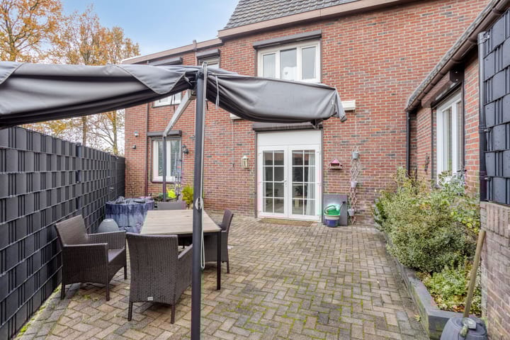 Photo 30 of Hoogveldsweg 7