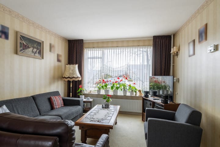 Foto 2 van Schoolstraat 10